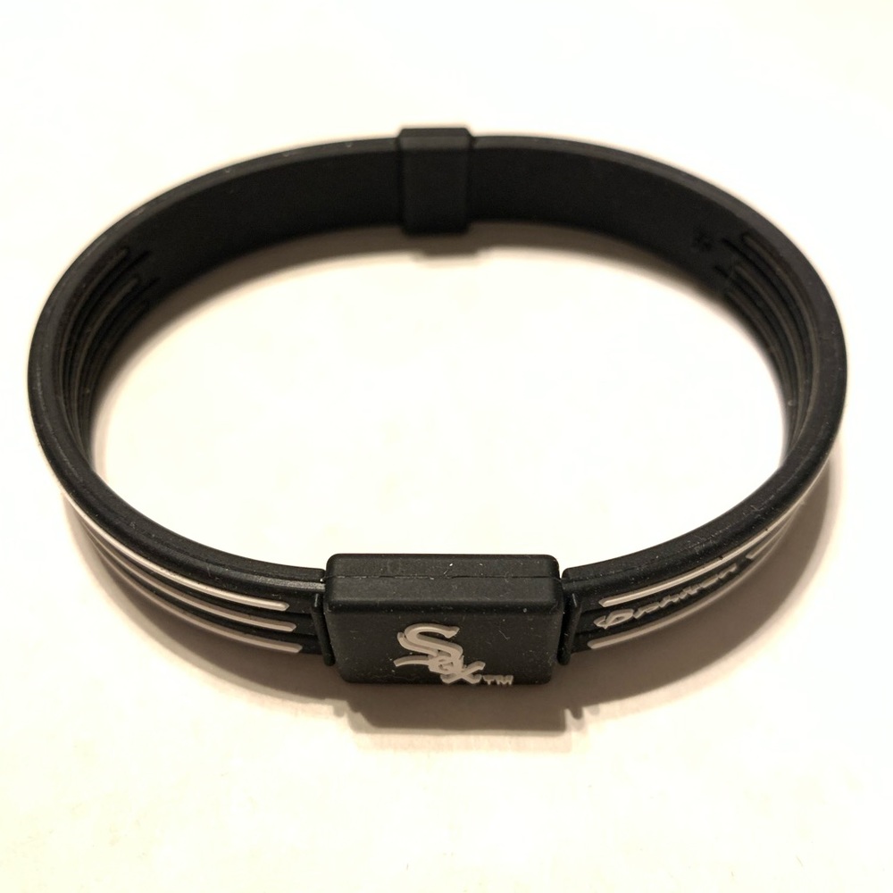 Phiten S-Type Bracelet 19CM Large Chicago White Sox